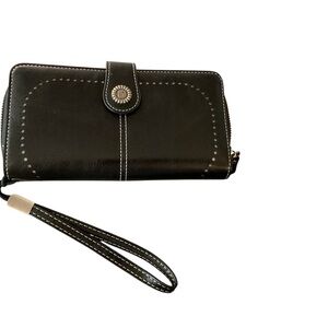Black  Wristlet Wallet